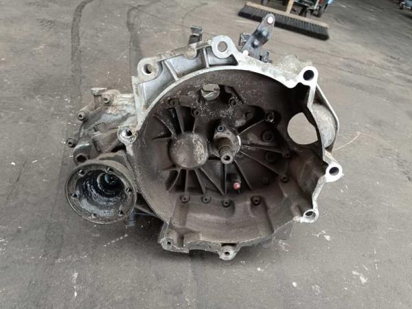 BOITE DE VITESSE MANUEL VW / AUDI / SEAT / SKODA 1.4FSI CODE GRZ ( 5VITESSES ) - Vue 2